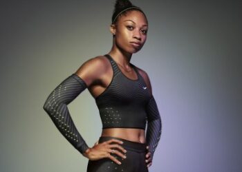 Uniform olahraga Nike untuk atlet wanita. Foto -Arkib Wanista