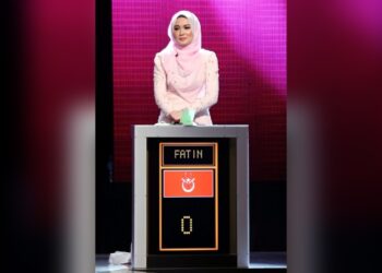 Fatin muncul juara edisi pertama program berkonsep kuiz, Clever Girl Malaysia (CGM) terbitan TV3, malam ini. Foto -BHOnline