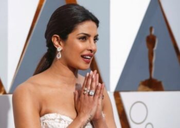 Priyanka Chopra tiba di majlis penyampaian Anugerah Akademi ke-88 di Hollywood, California pada 28 Februari 2016. Foto -Reuters
