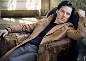 Benedict Cumberbatch didalam Vanity Fair isu November 2016. Foto - Vanity Fair