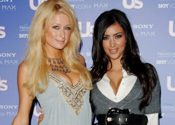 Paris Hilton dan Kim Kardashian sekitar tahun 2000. Foto - VH1.com