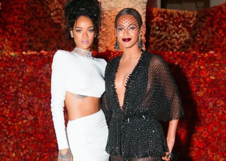 Rihanna dan Beyonce. Foto - Vanity Fair