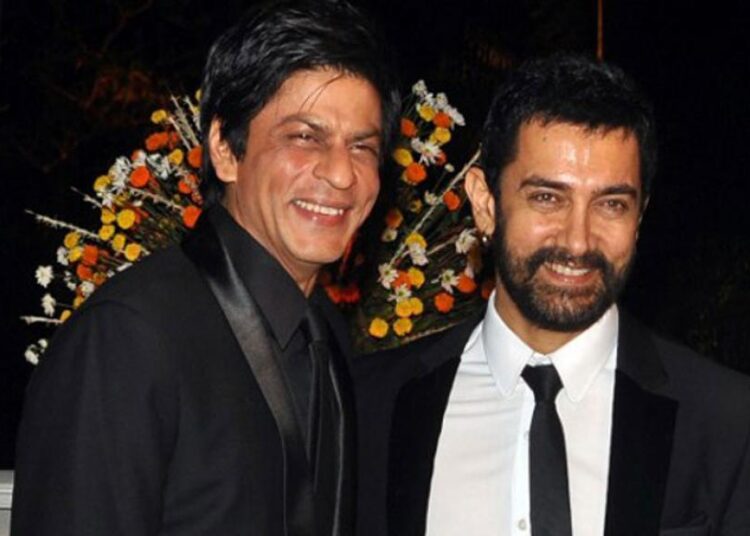 Shah Rukh Khan dan Aamir Khan. Foto - News18.com